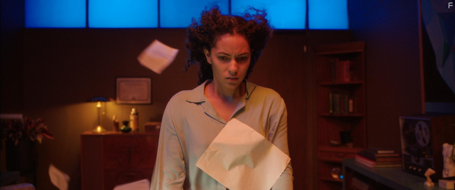 Camila Santana in Sol en el Agua (2021)