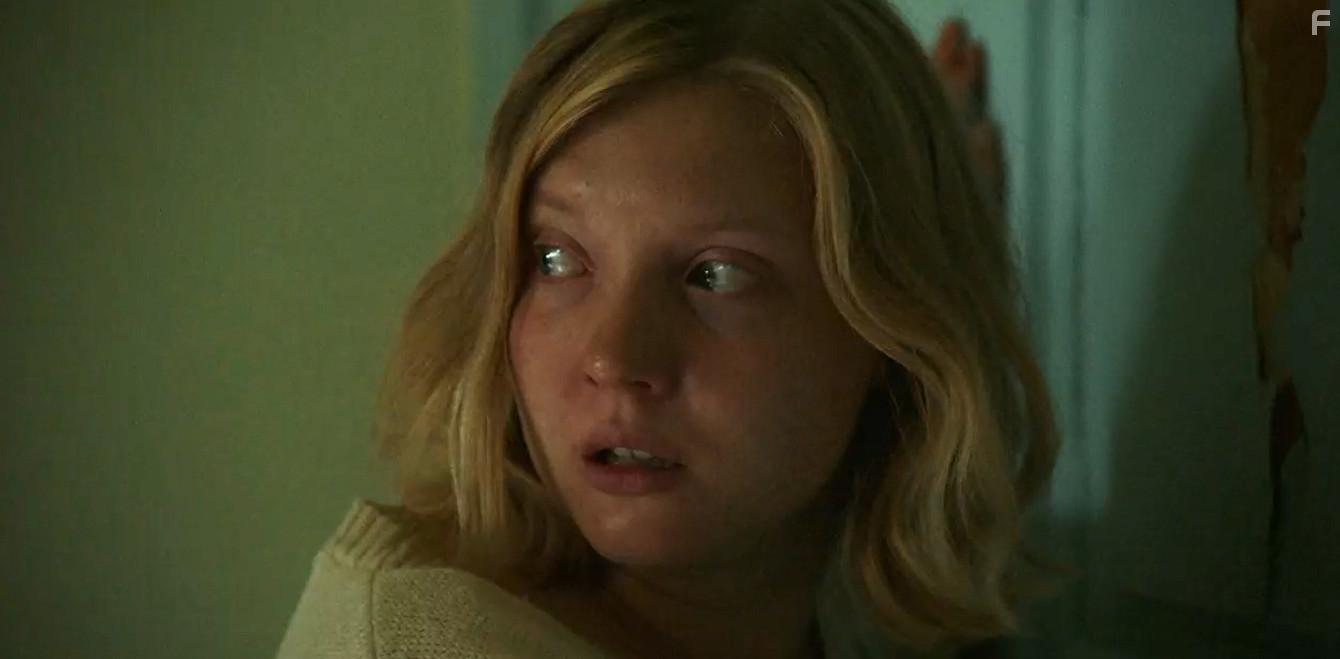 Satu Tuuli Karhu in Mdt omenat (2021)