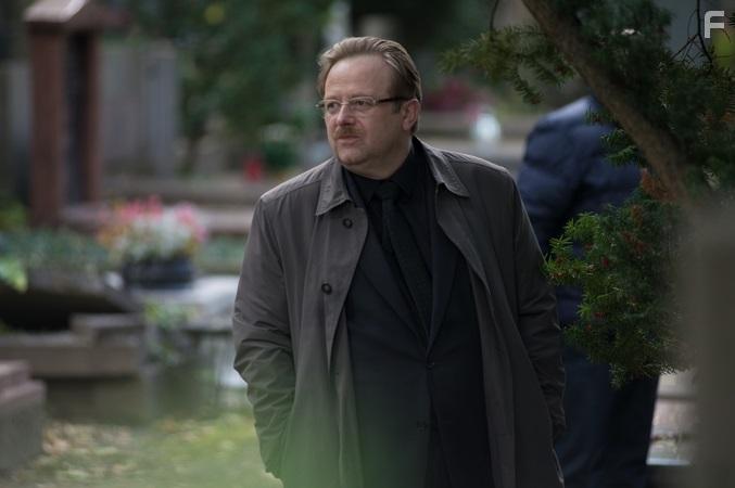 Olaf Lubaszenko in Odwrceni. Ojcowie i crki: Episode #1.4 (2019)