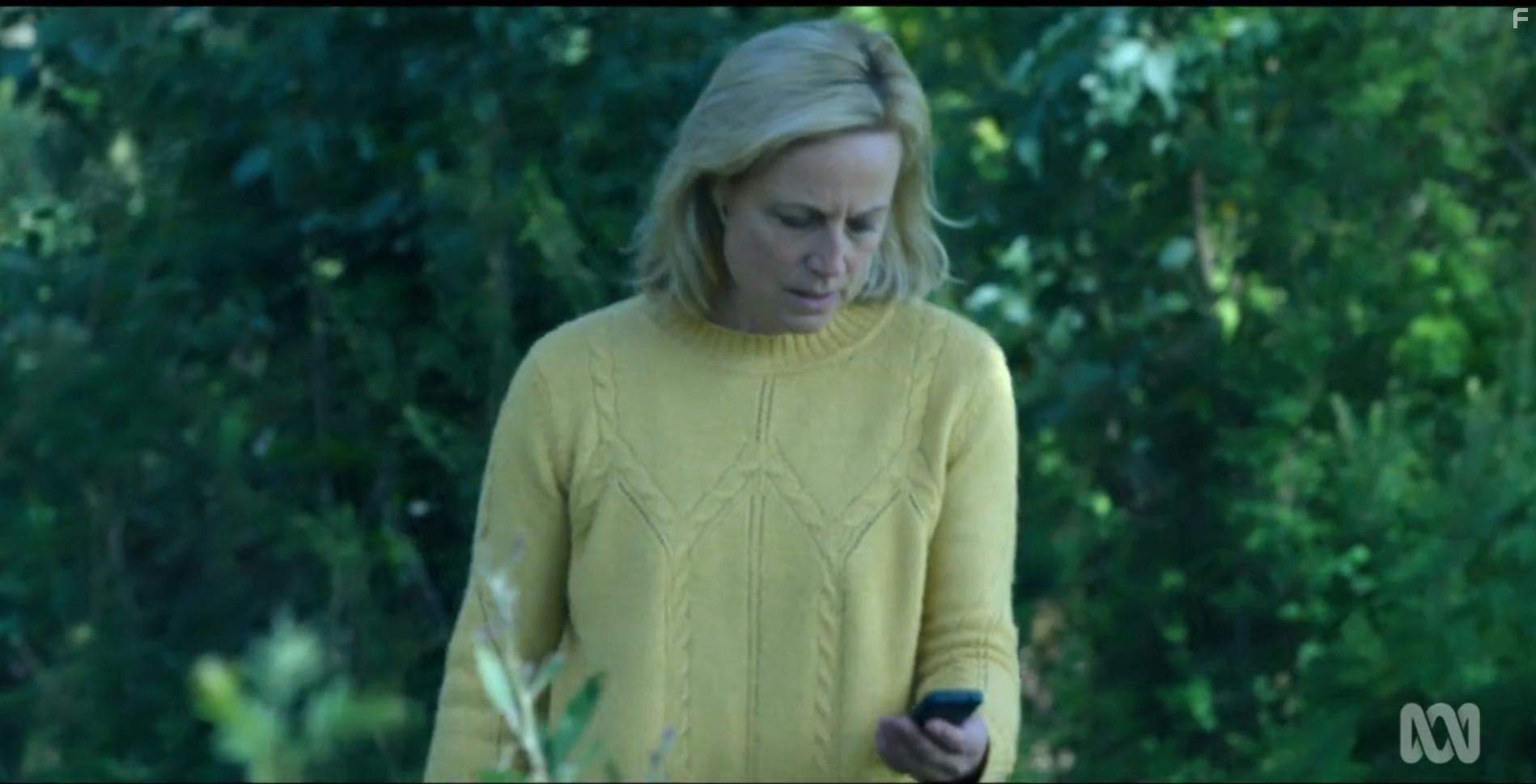 Marta Dusseldorp in Bay of Fires (2023)