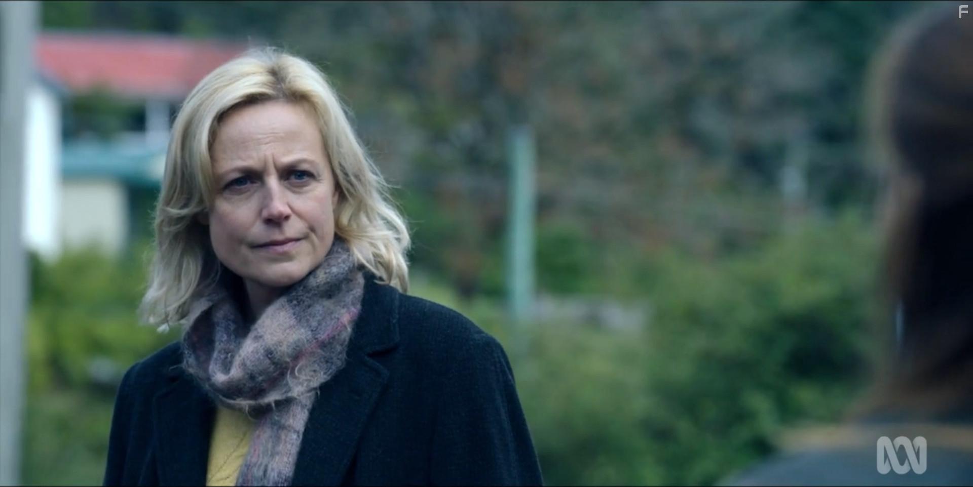 Marta Dusseldorp in Bay of Fires (2023)