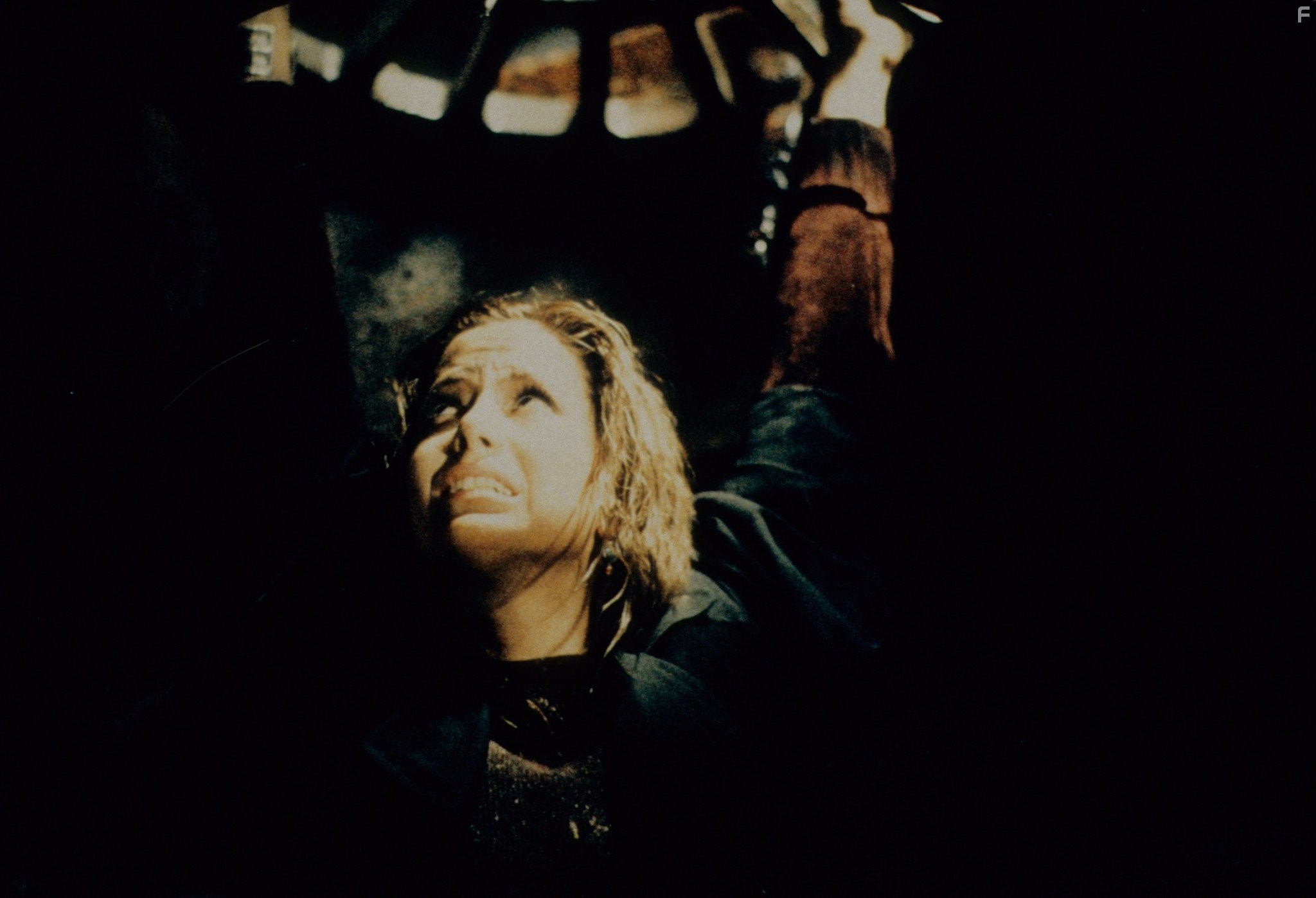 Mira Sorvino in Мутанты (1997)