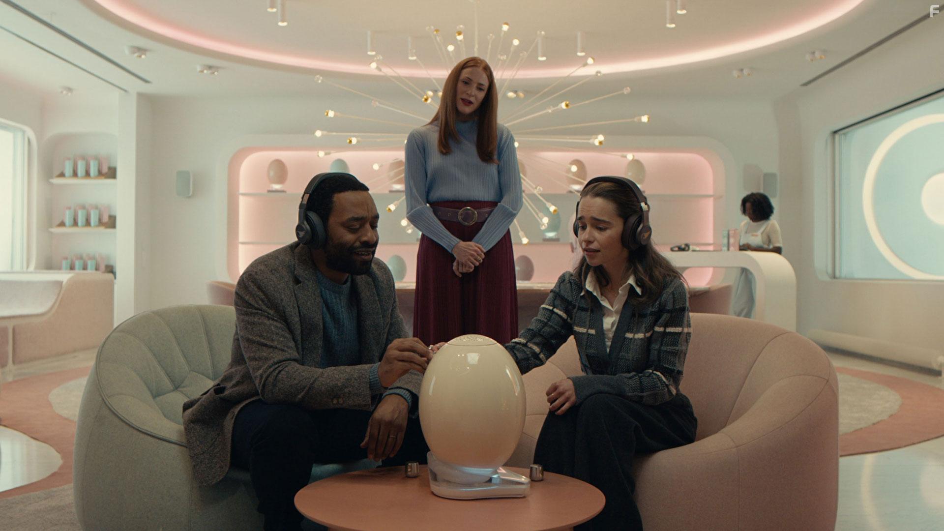 Chiwetel Ejiofor, Rosalie Craig, and Emilia Clarke in The Pod Generation (2023)