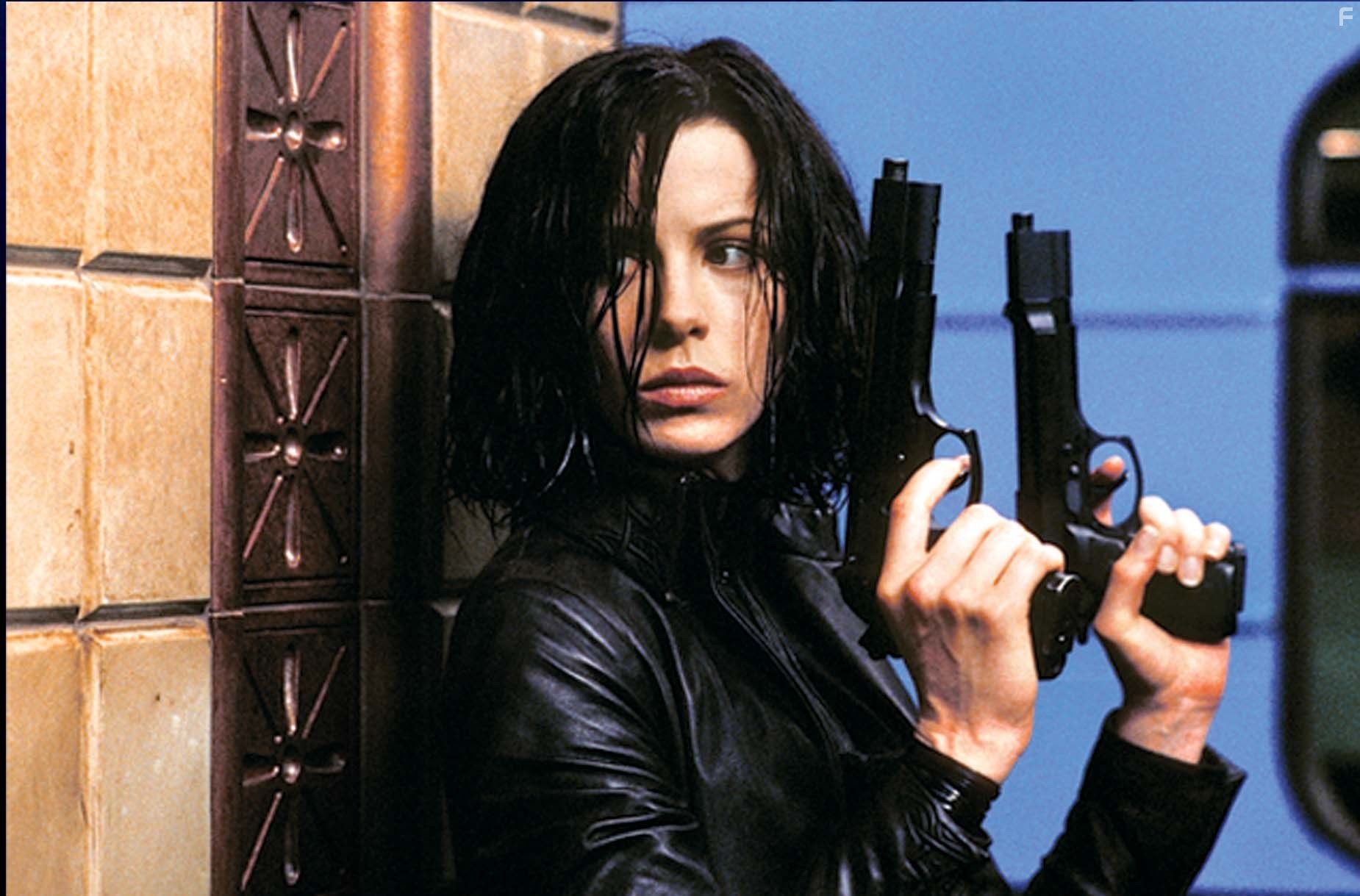 Kate Beckinsale in Другой мир (2003)