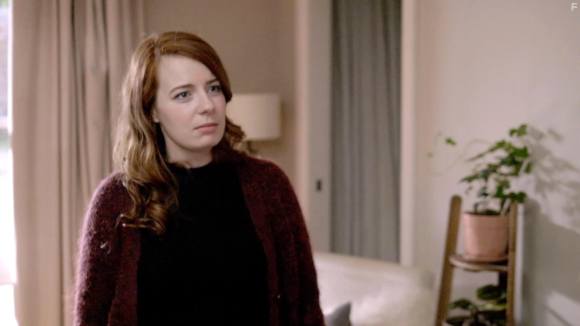 Grace Rouvray in 600 Bottles of Wine (2017)