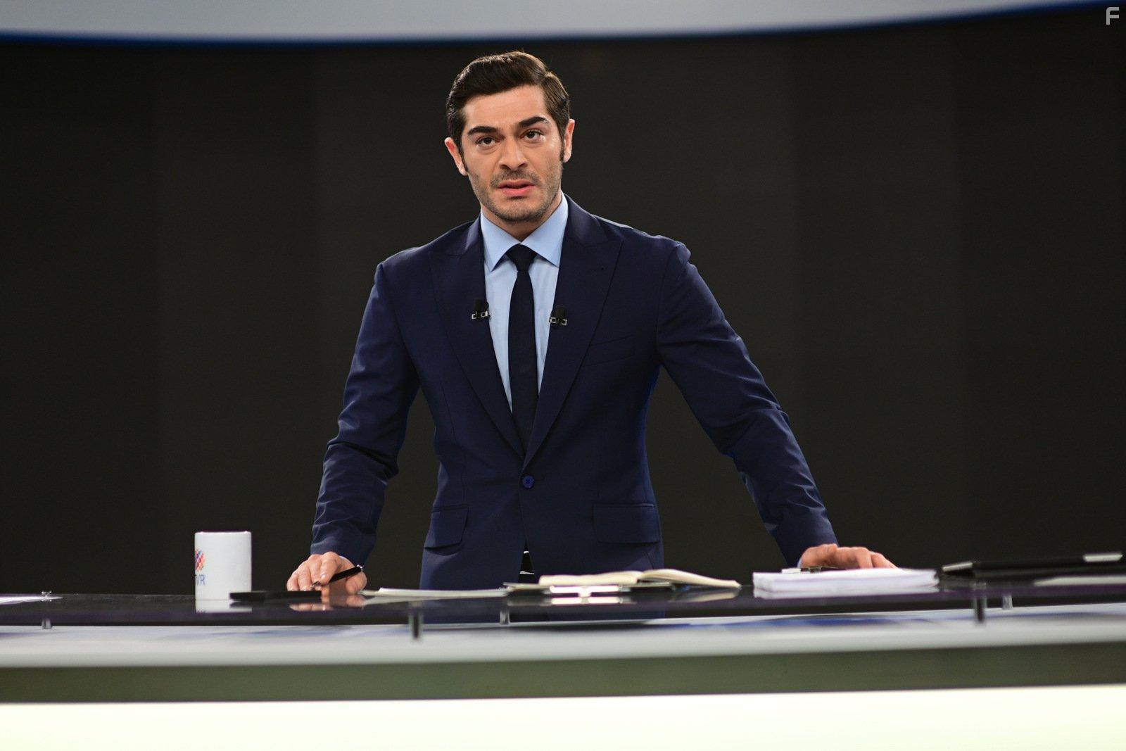 Burak Deniz in Bambaska Biri (2023)