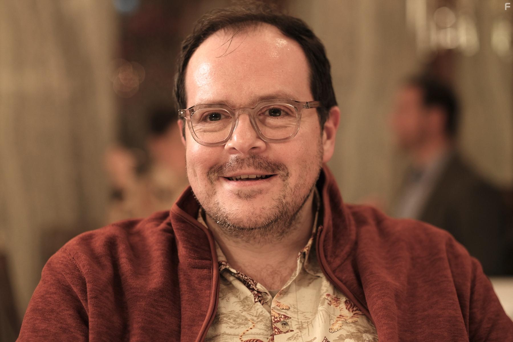 Thomas Mraz in Side Effects & Risks (2021)