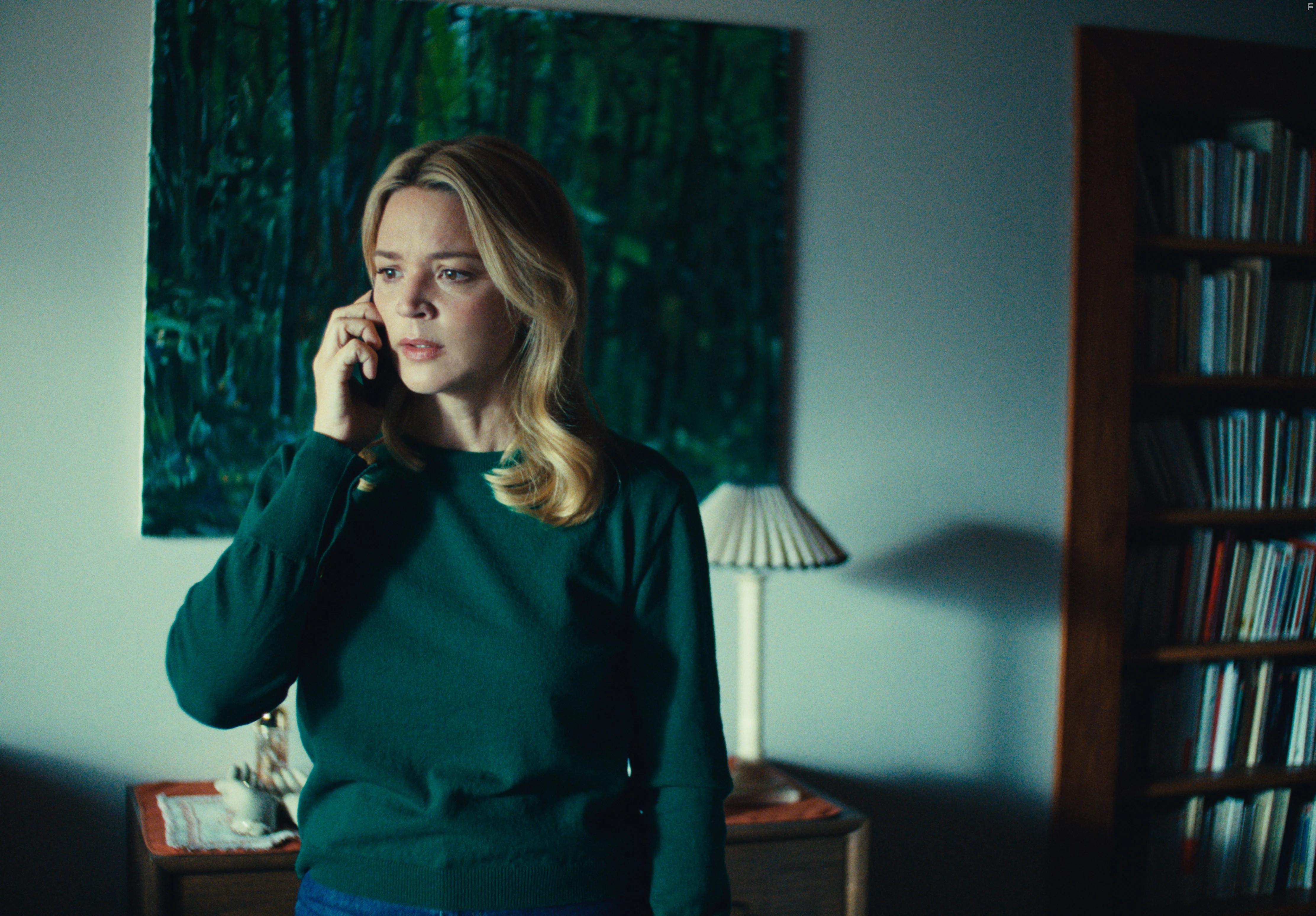 Virginie Efira in L'amour et les forts (2023)