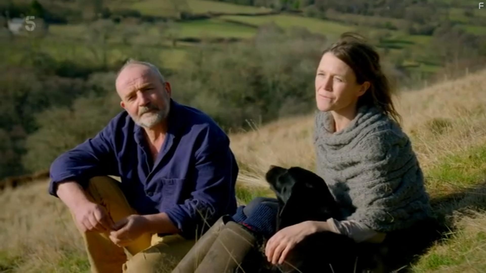 Ben Fogle: New Lives in the Wild: Wales - Mountain Valley (2021)