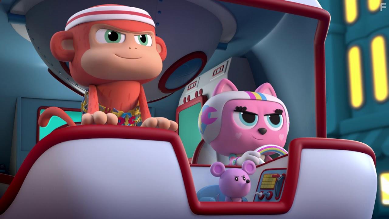 Dayci Brookshire and Robbie Daymond in Chico Bon Bon and the Very Berry Holiday (2020)