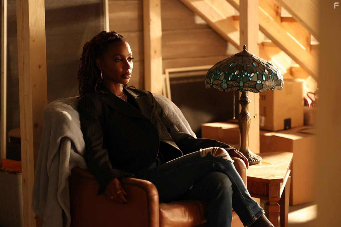 Shanola Hampton in Found: Pilot (2023)