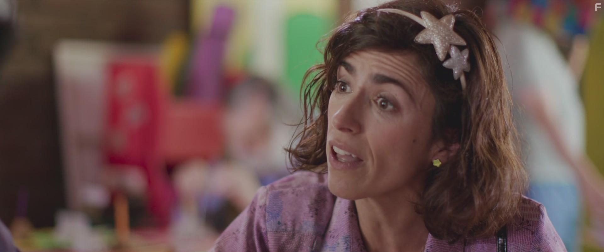 Paz Bascun in Me vuelves loca (2023)