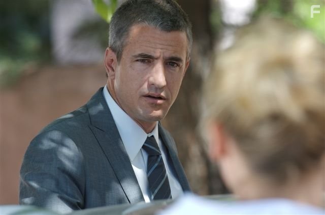 Dermot Mulroney in До последнего вздоха (2010)