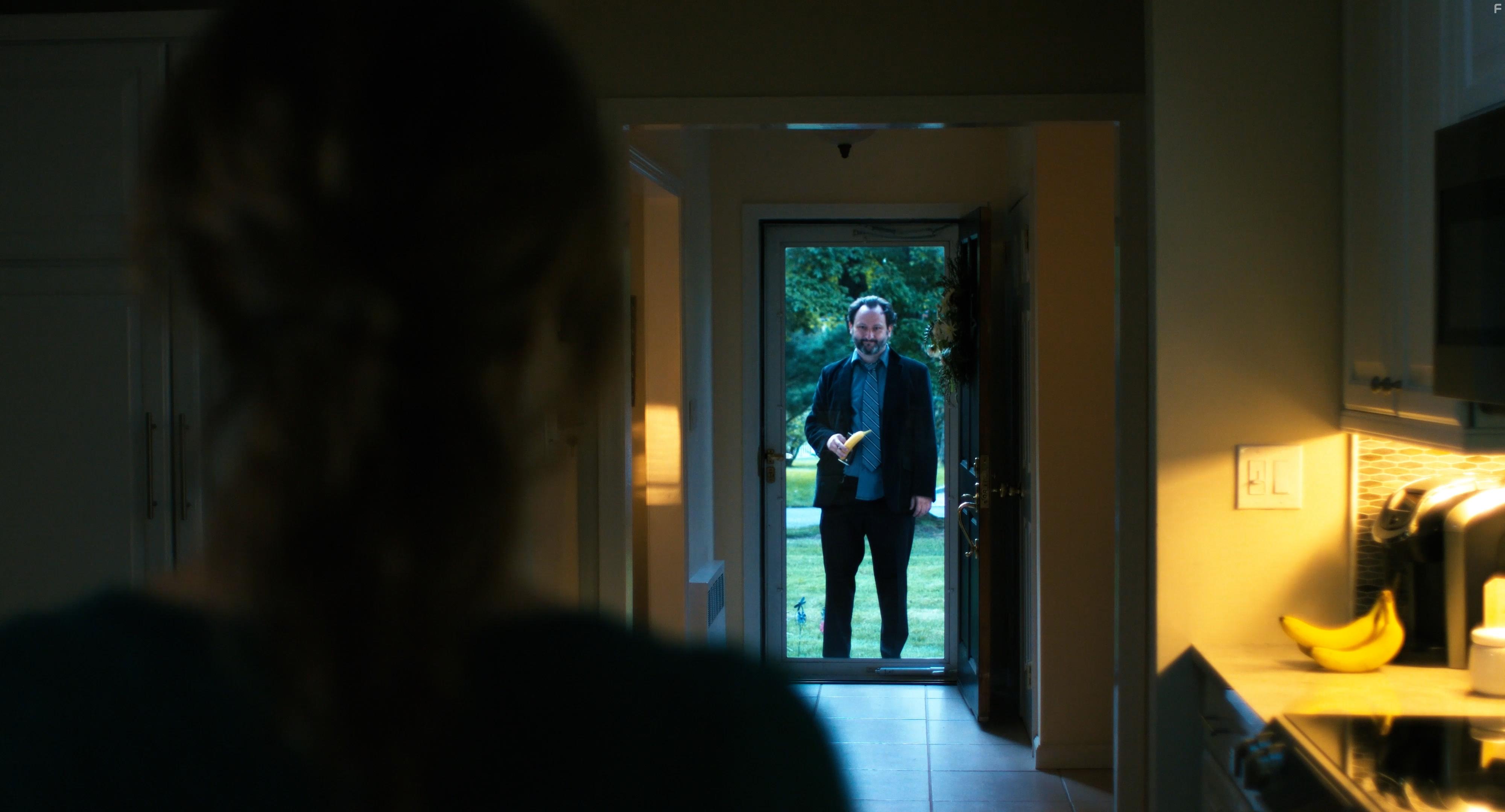 Settling Down (2023)