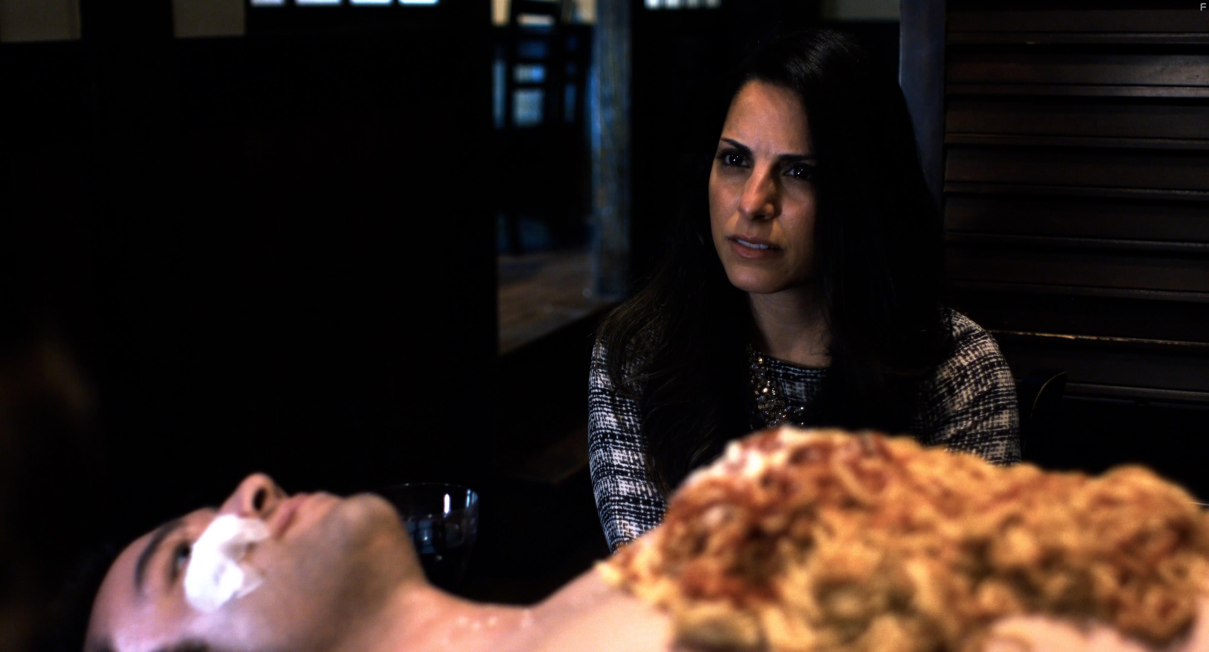 Settling Down (2023)