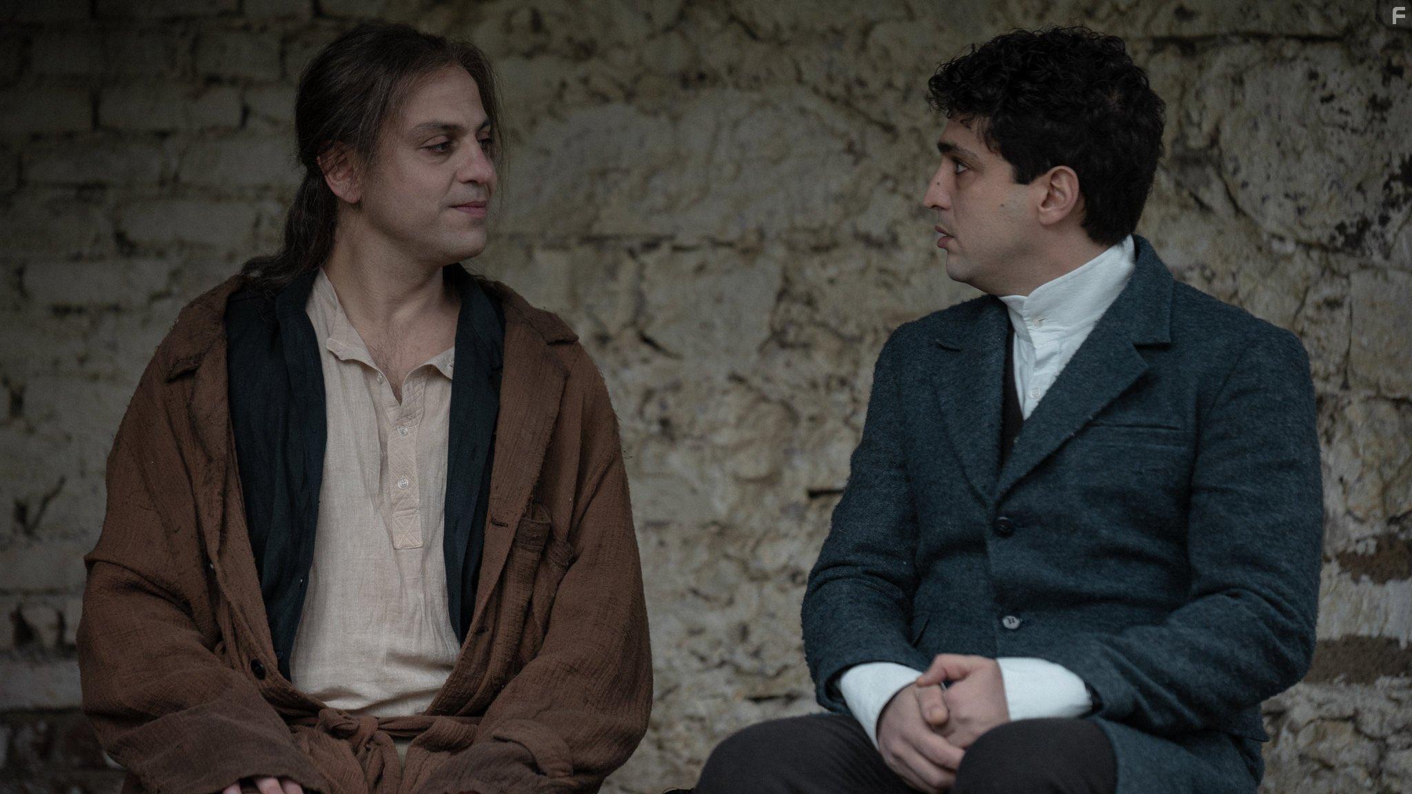 Taner lmez and Erkan Kolak Kstendil in Yaratilan (2023)