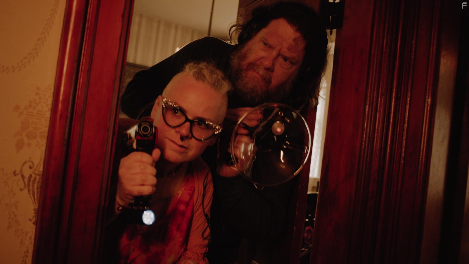 Tessa Johnson and Thomas Quinn in Circle City Supernatural (2023)