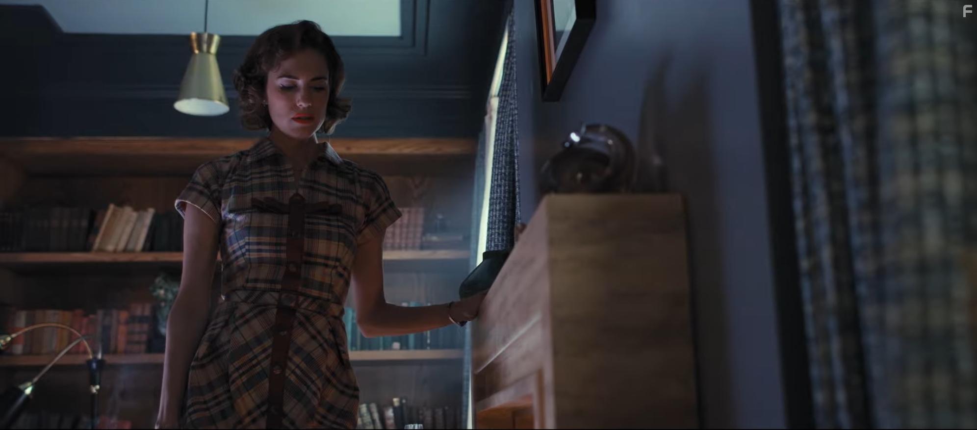 Allison Williams in Fellow Travelers (2023)