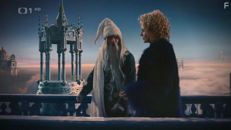 Anna Geislerov and Matej Hdek in O vnocn hvezde (2020)