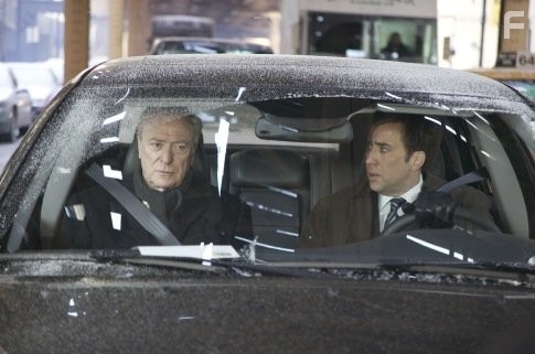 Nicolas Cage and Michael Caine in Sinoptik (2005)