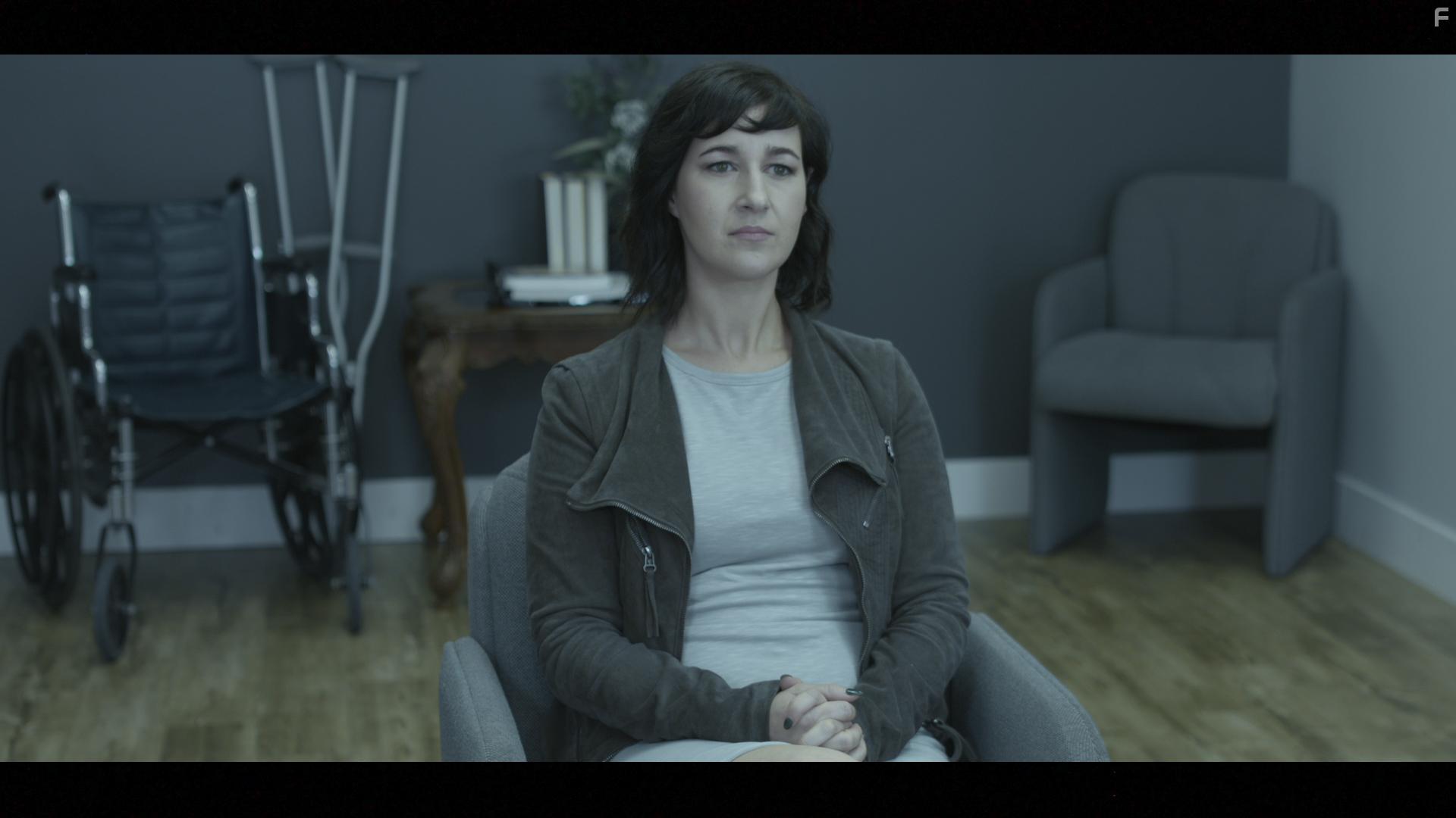 Vanessa Lauren Gamble in Oblivious (2023)