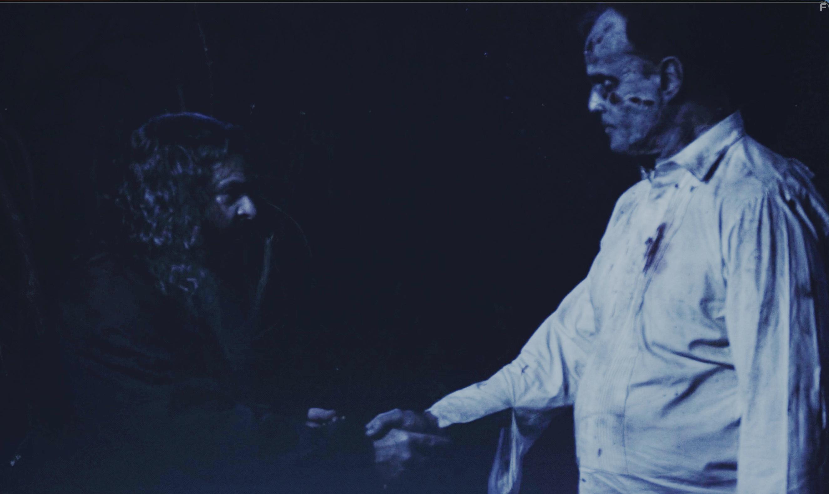 Paul Homza and Gisbert Heuer in The Gravedigger (2019)