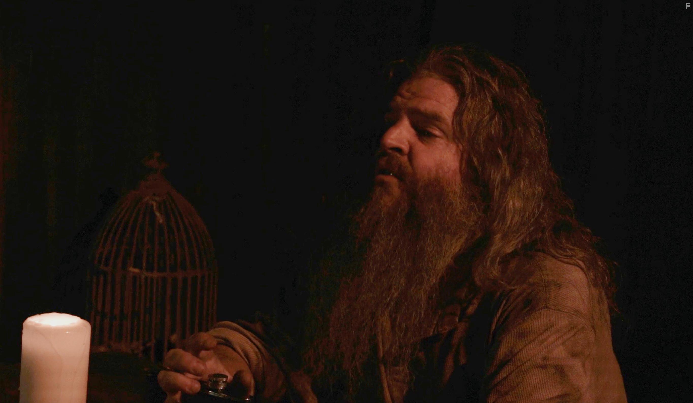 Paul Homza in The Gravedigger (2019)