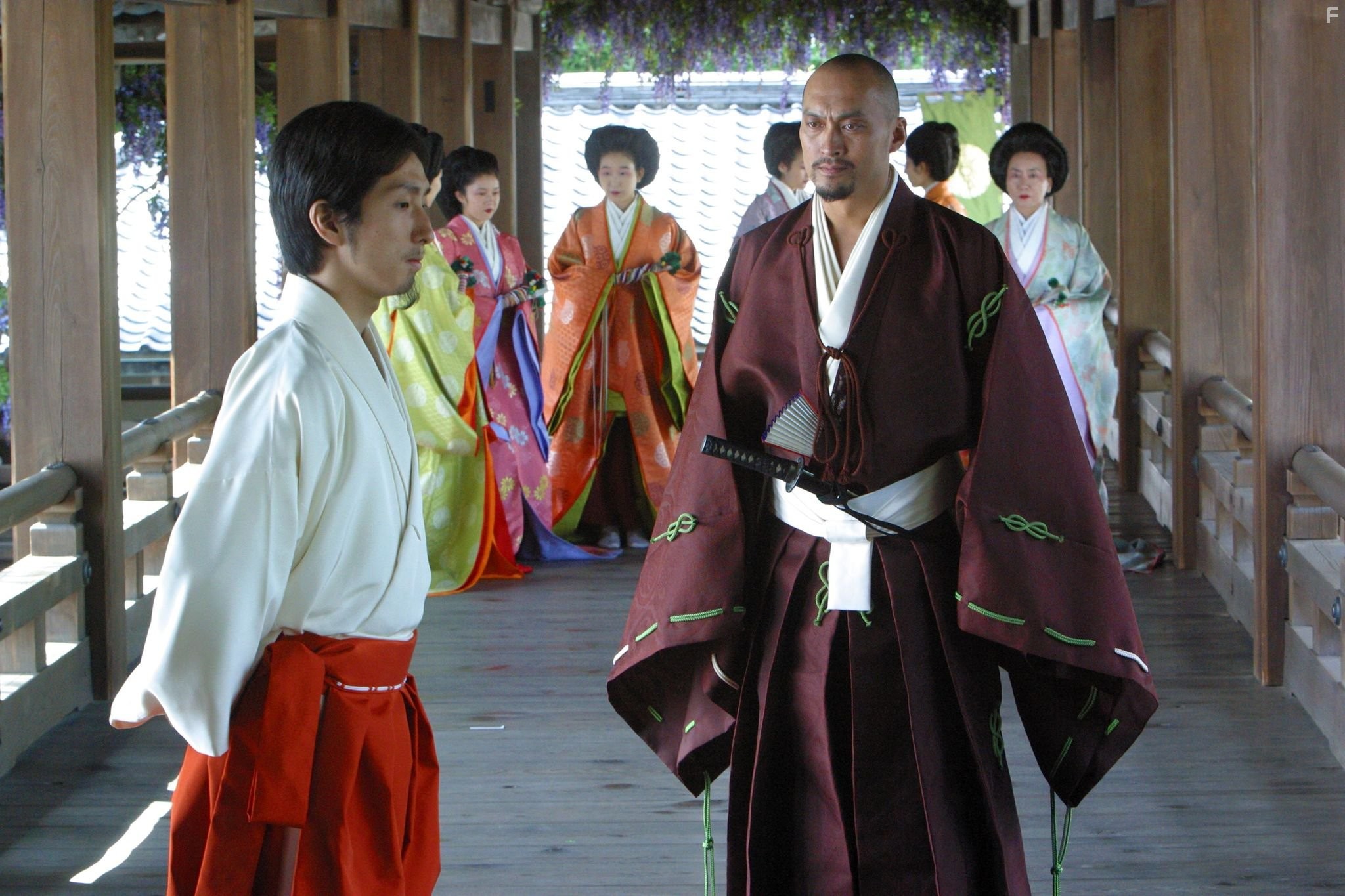 Ken Watanabe and Shichinosuke Nakamura in Последний самурай (2003)