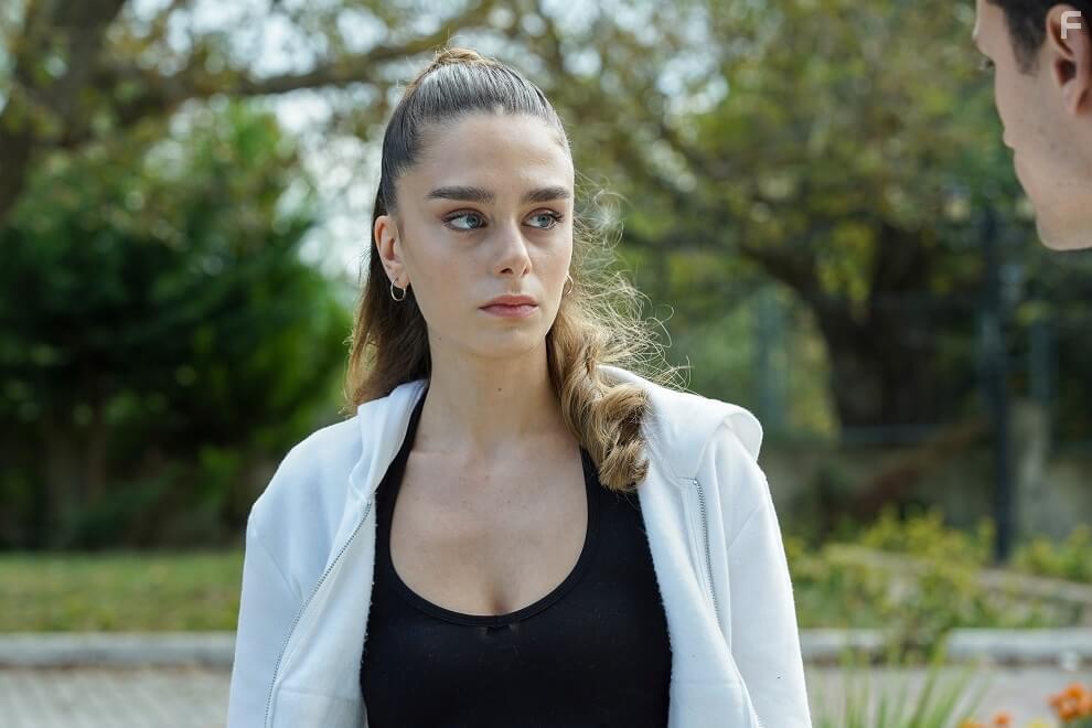 Seray zkan in Yabani (2023)