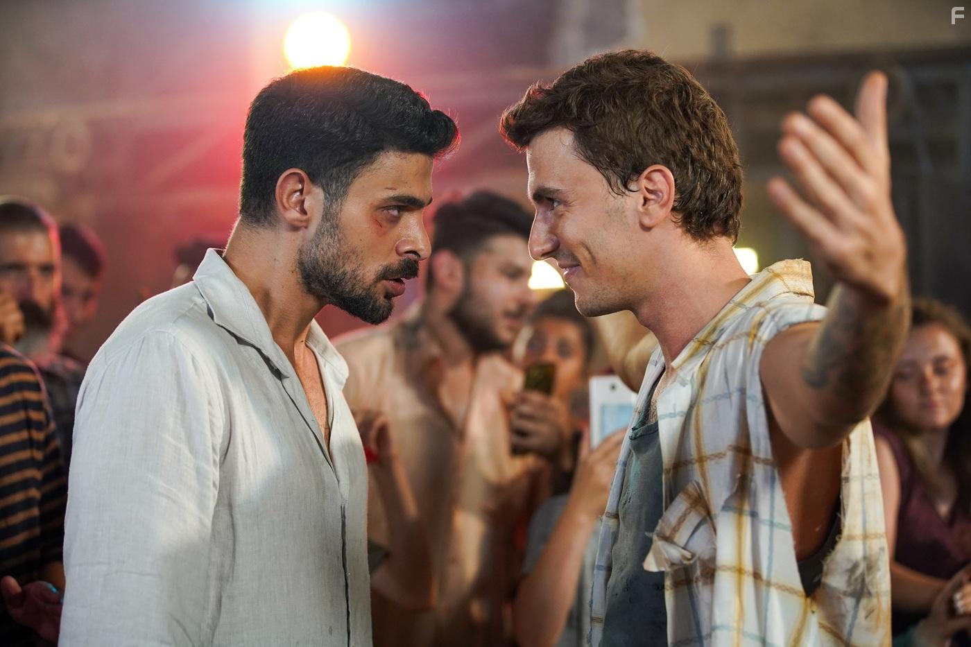 Halit zgr Sari and Bertan Asllani in Yabani (2023)