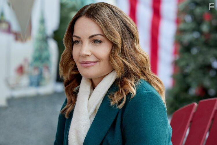 Erica Durance in Ms. Christmas Comes to Town (2023)