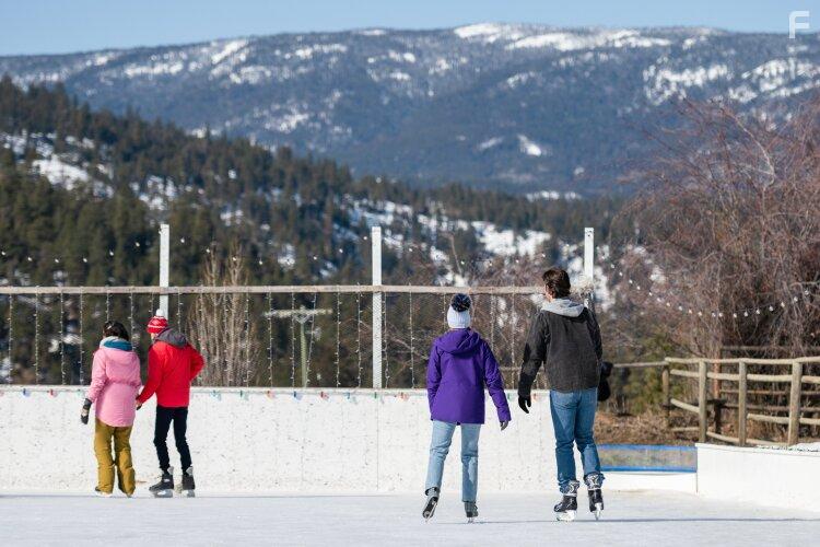 Kim Matula and Kevin McGarry in Checkin' It Twice (2023)