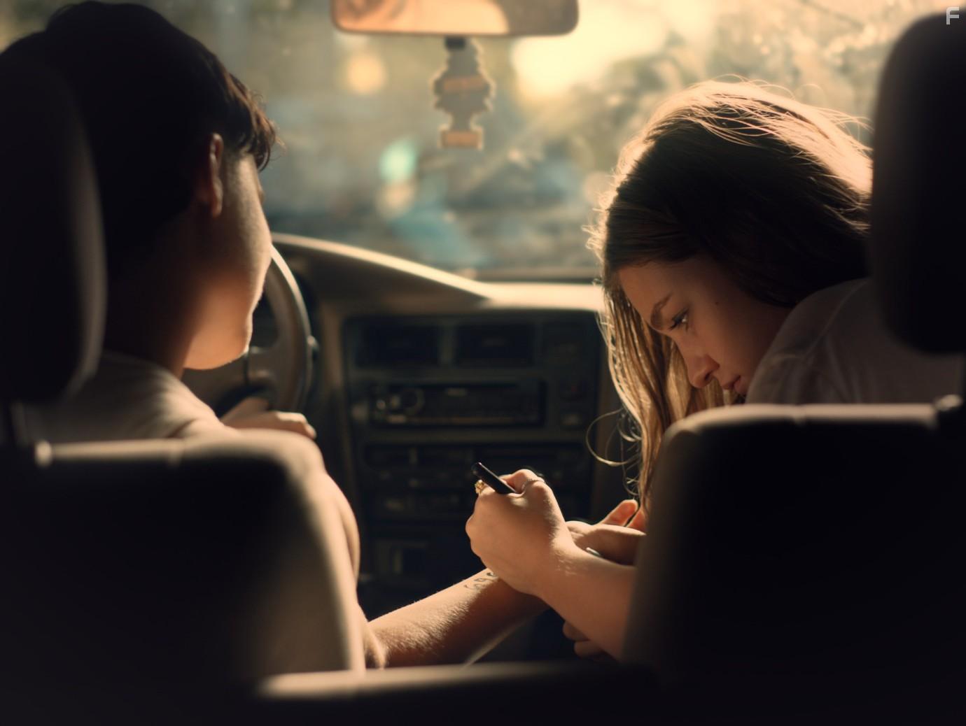 Lio Mehiel and MiMi Ryder in Mutt (2023)