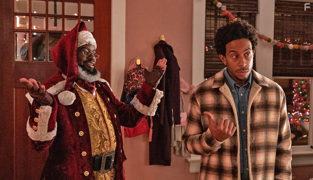 Dashing Through the Snow (2023)