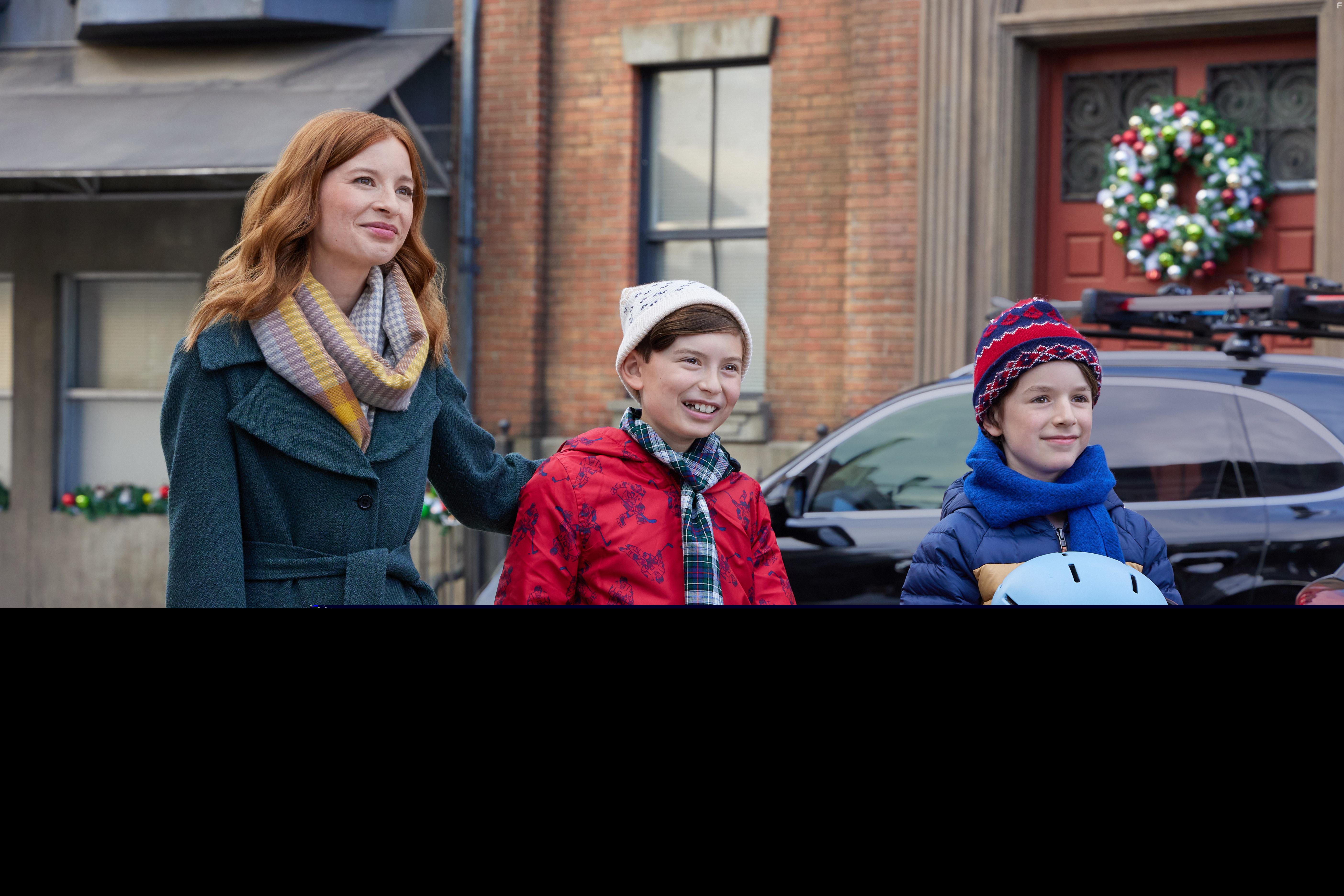 Azriel Dalman, Stacey Farber, and Benjamin Jacobson in A Season for Family (2023)