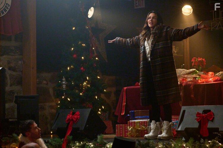 Italia Ricci in Catch Me If You Claus (2023)