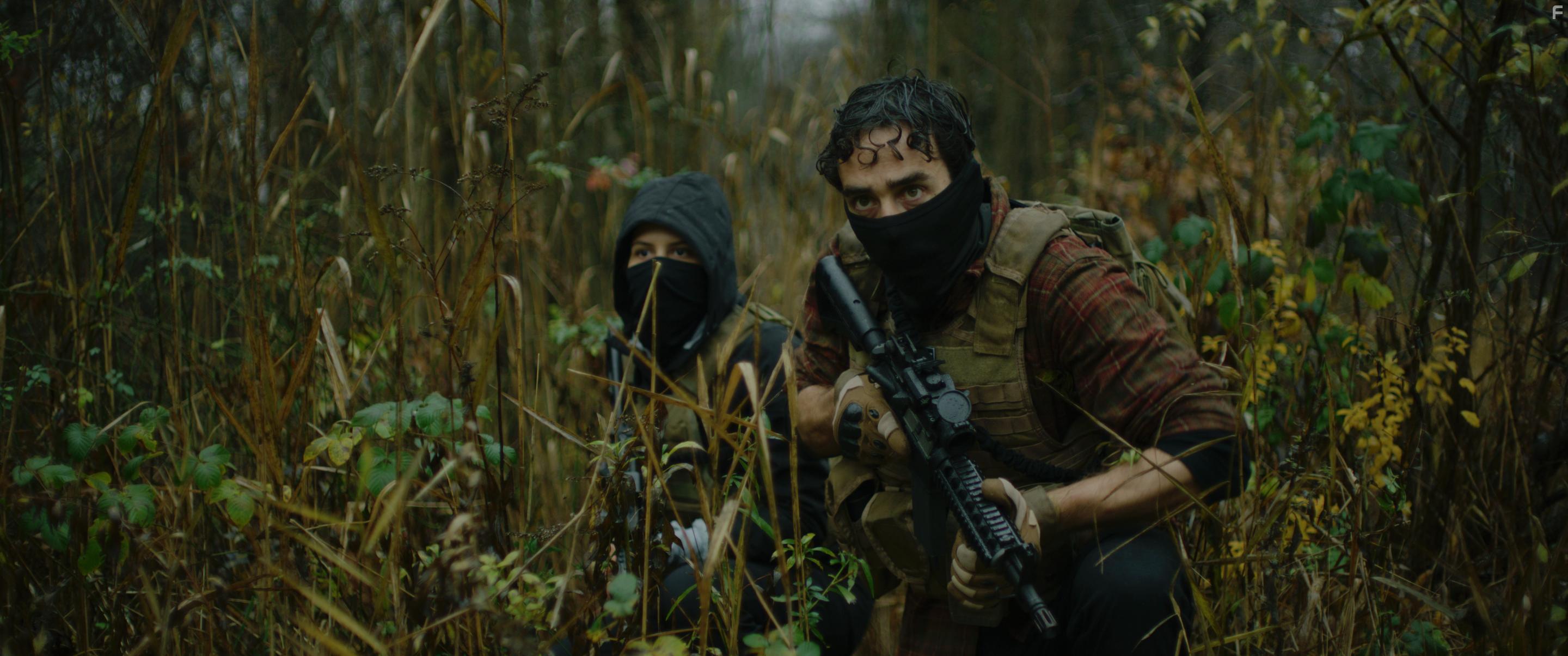 Jesse Gavin and Titania Galliher in Northern Shade (2022)