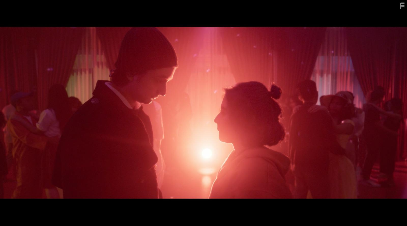 Ketika Berhenti di Sini (2023)