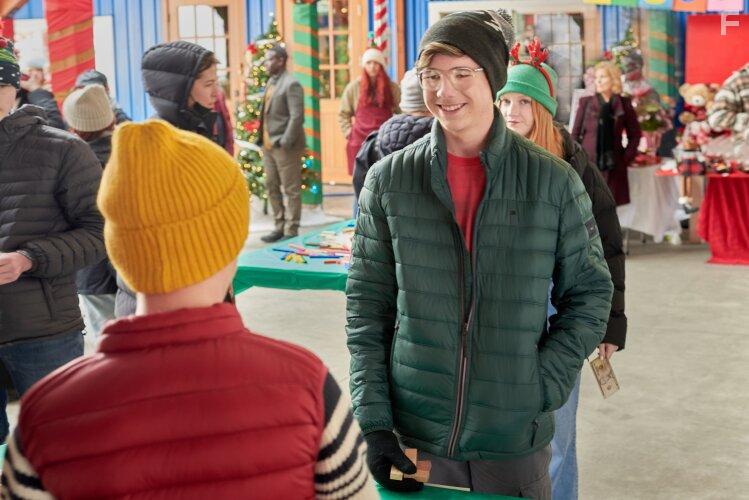 Auldin Maxwell in A World Record Christmas (2023)