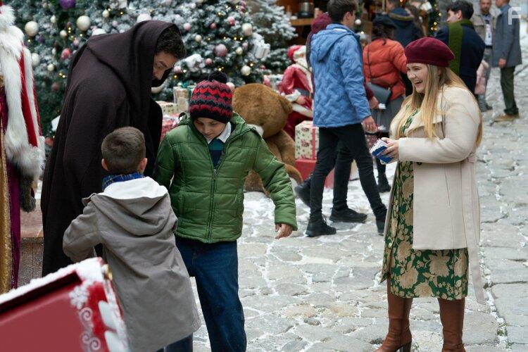 Brant Daugherty and Jaicy Elliot in Joyeux Noel (2023)