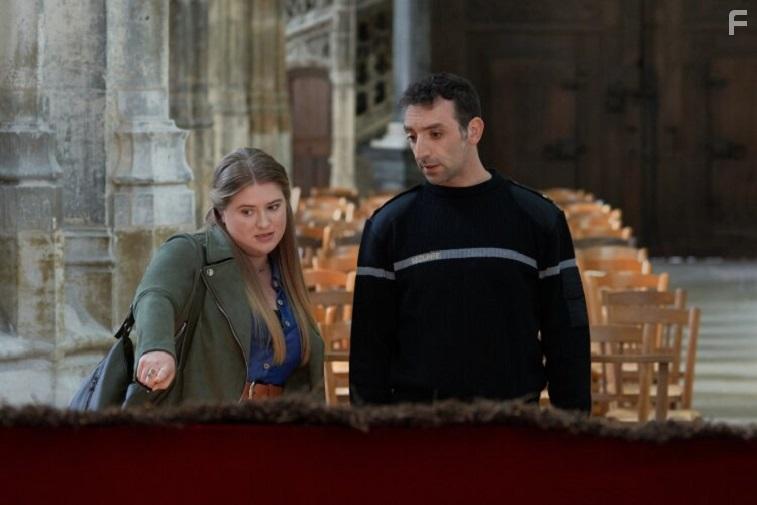 Fayssal Benbahmed and Jaicy Elliot in Joyeux Noel (2023)