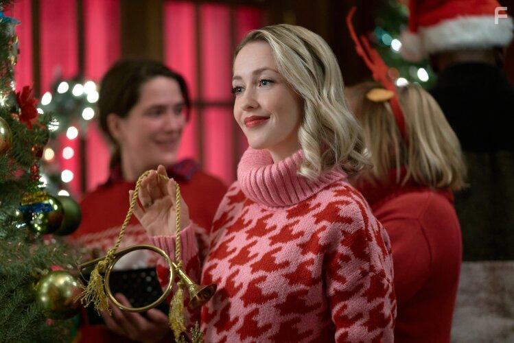 Emily Tennant in Holiday Hotline (2023)