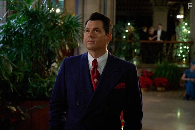 Kristoffer Polaha in A Biltmore Christmas (2023)