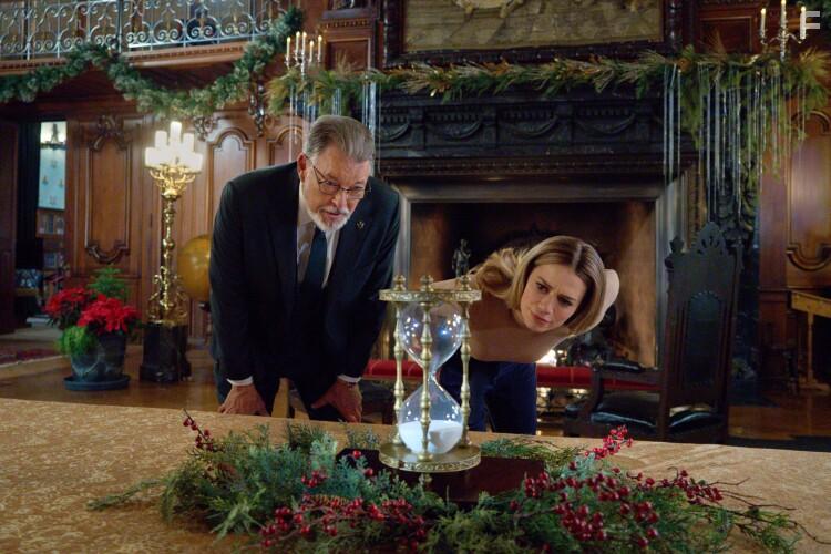 Jonathan Frakes and Bethany Joy Lenz in A Biltmore Christmas (2023)