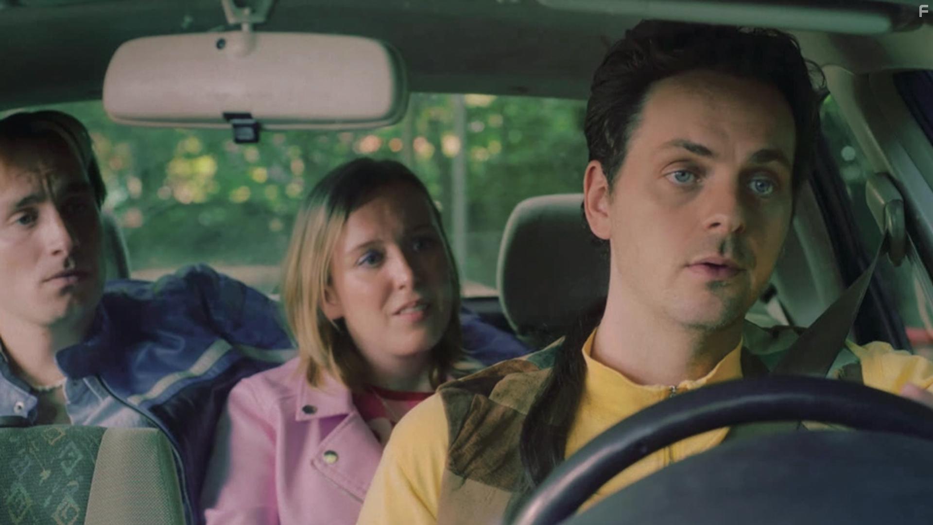 Yannick van de Velde, Tom van Kalmthout, and Laura Bakker in Rundfunk: Duco & Roy (2023)