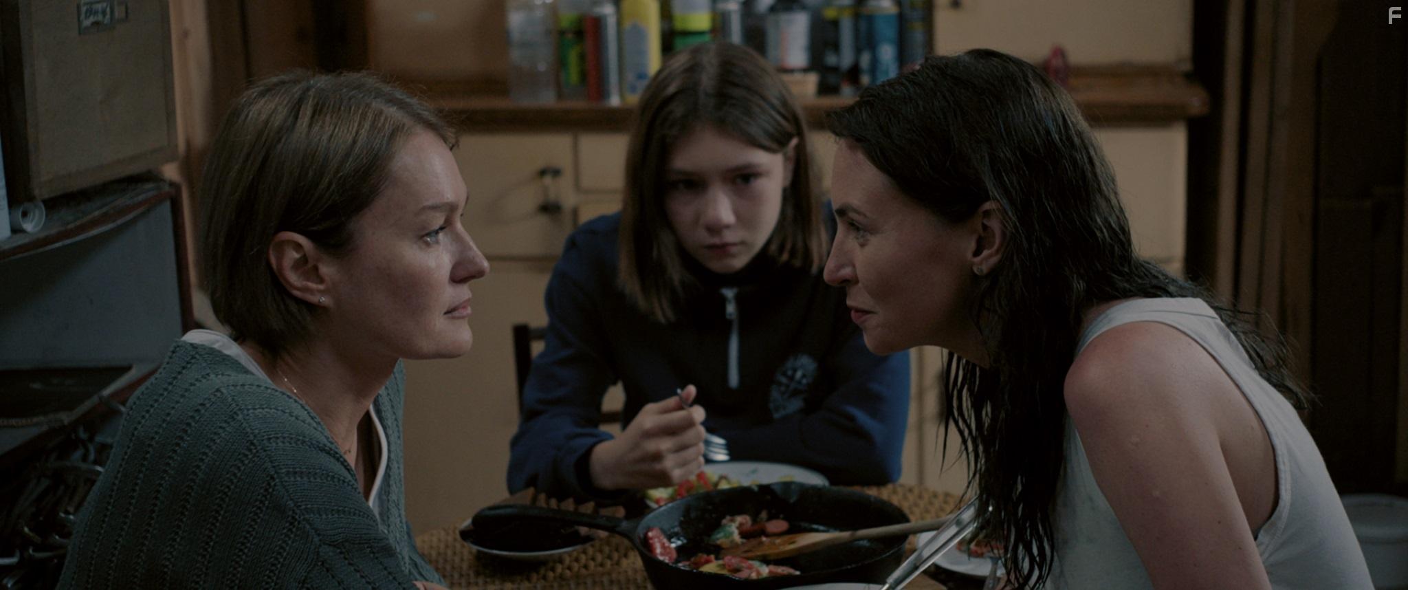 Край надломленной луны