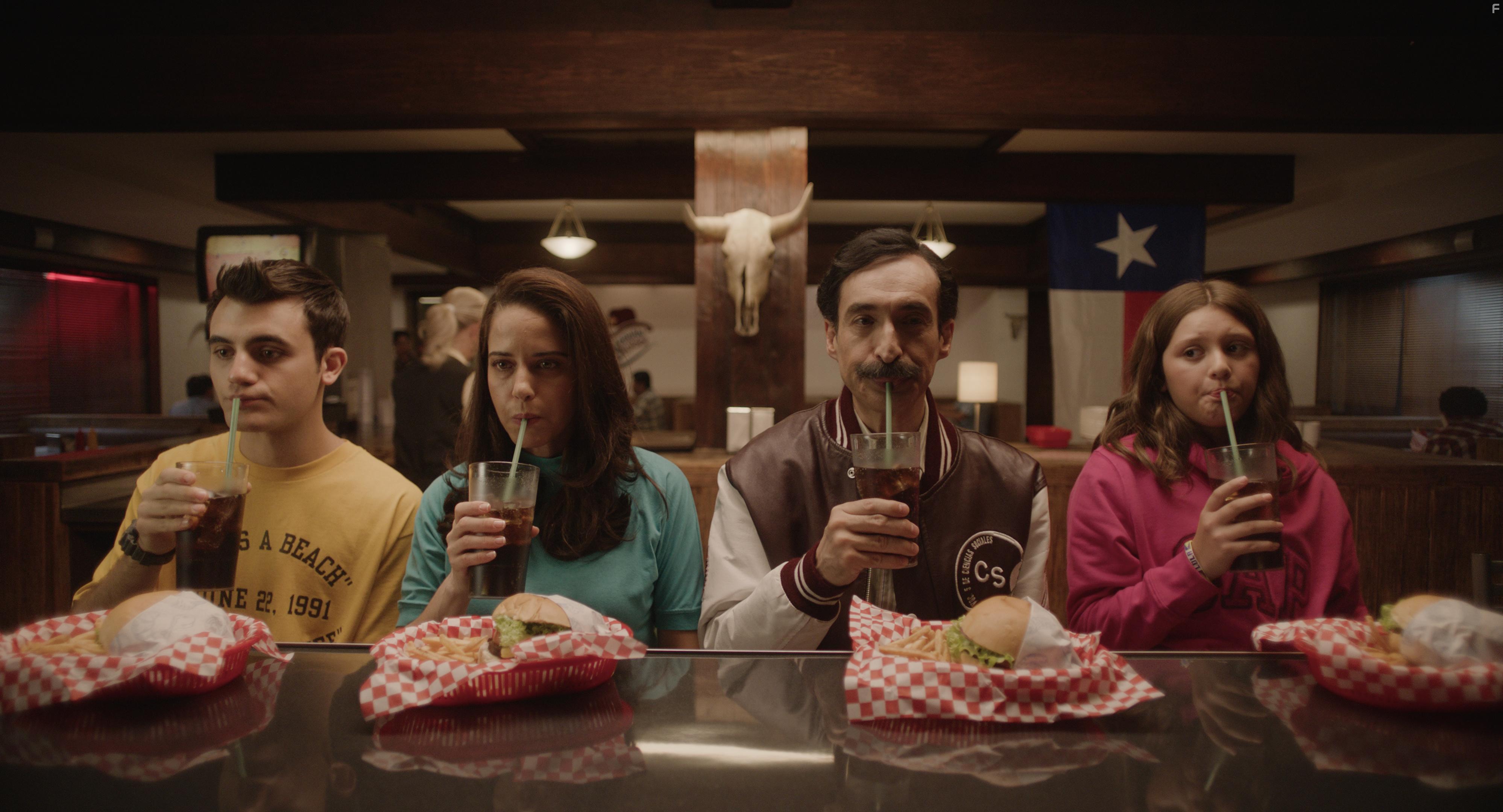 Viaje Todo Robado (2023)