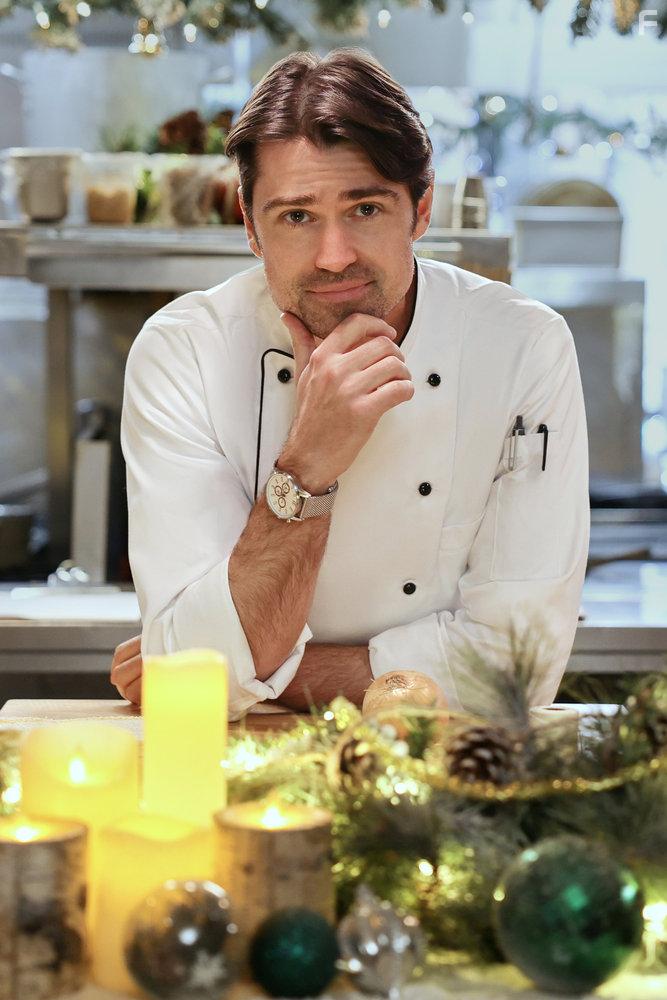 Corey Sevier in Take Me Back for Christmas (2023)