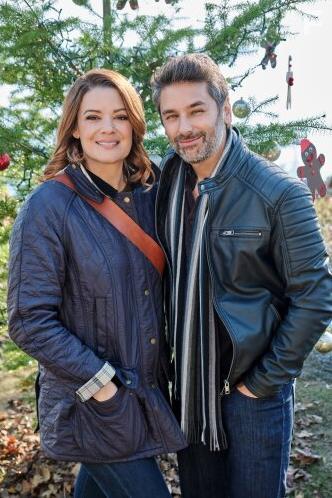 Mark Ghanim and Kimberley Sustad in To All A Good Night (2023)