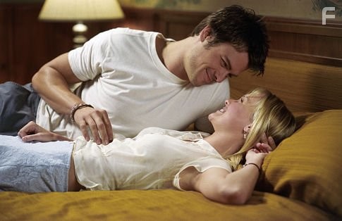 Kate Bosworth and Josh Duhamel in Свидание со звездой (2004)
